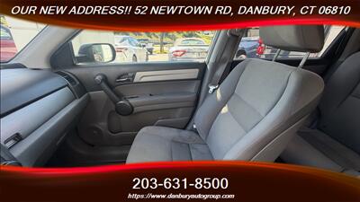 2011 Honda CR-V SE - Photo 11 - Danbury, CT 06810