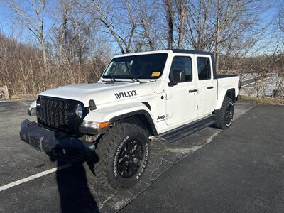 2021 Jeep Gladiator Sport - Photo 1 - Danbury, CT 06810