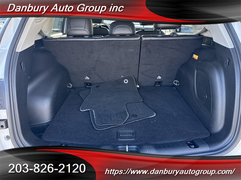 2022 Jeep Compass Limited - Photo 13 - Danbury, CT 06810