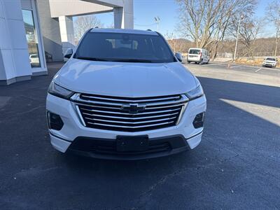 2023 Chevrolet Traverse Premier   - Photo 1 - Danbury, CT 06810