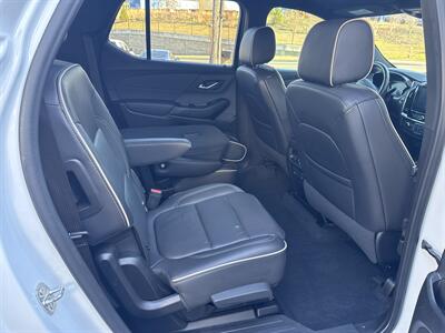 2023 Chevrolet Traverse Premier   - Photo 10 - Danbury, CT 06810