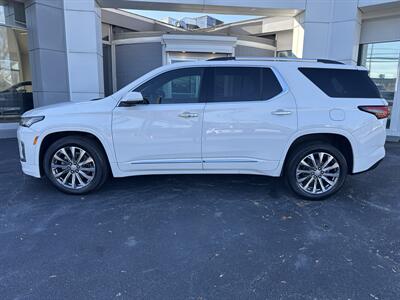 2023 Chevrolet Traverse Premier   - Photo 3 - Danbury, CT 06810