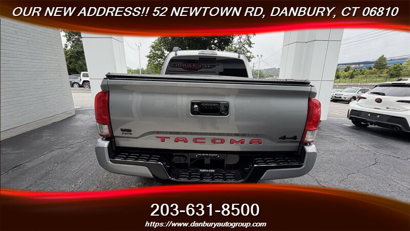 2017 Toyota Tacoma SR V6 TRD SPORT - Photo 4 - Danbury, CT 06810