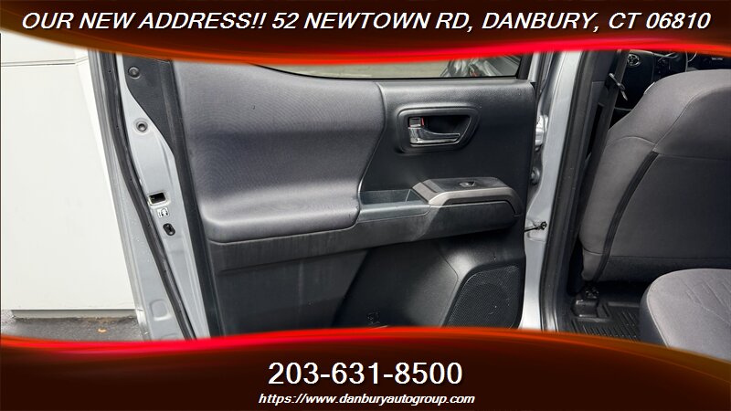 2017 Toyota Tacoma SR V6 TRD SPORT - Photo 28 - Danbury, CT 06810