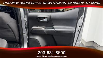 2017 Toyota Tacoma SR V6 TRD SPORT - Photo 29 - Danbury, CT 06810