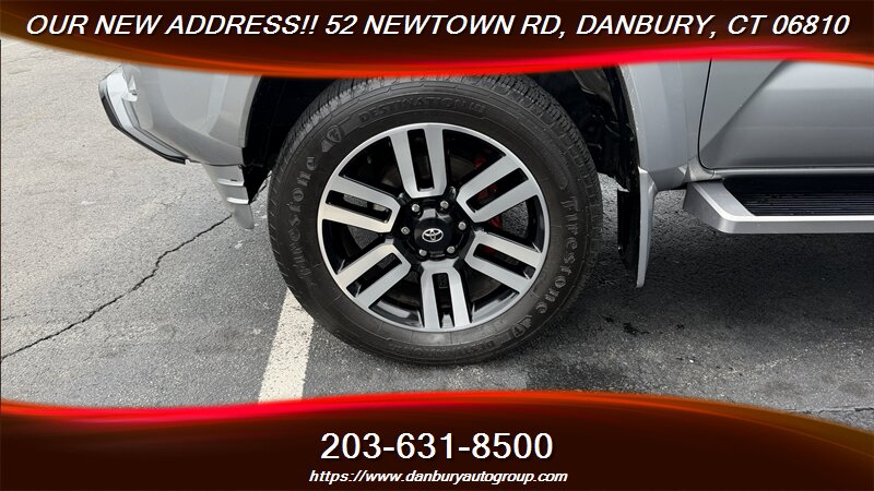 2017 Toyota Tacoma SR V6 TRD SPORT - Photo 13 - Danbury, CT 06810