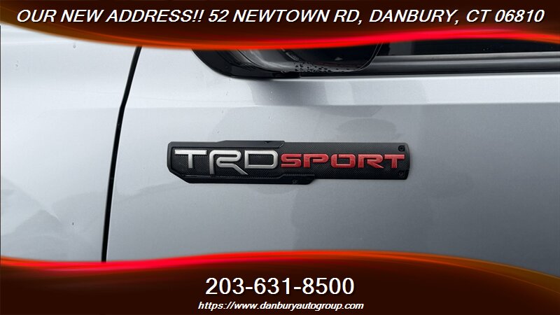 2017 Toyota Tacoma SR V6 TRD SPORT - Photo 10 - Danbury, CT 06810