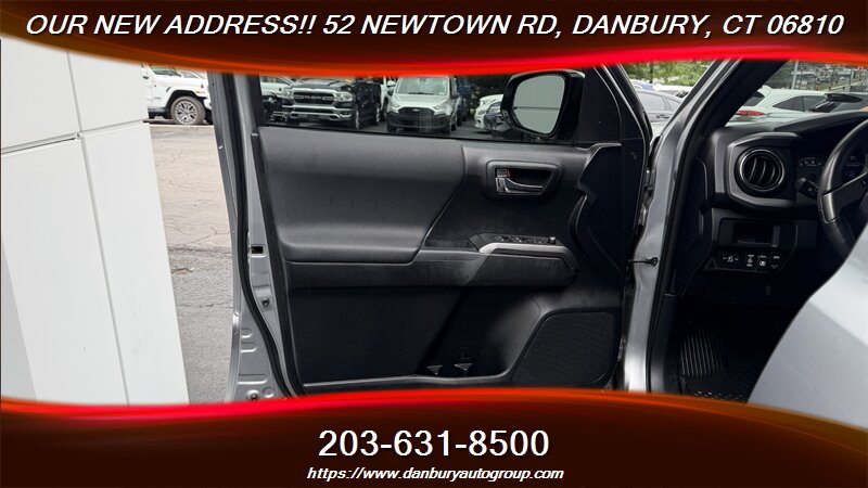 2017 Toyota Tacoma SR V6 TRD SPORT - Photo 14 - Danbury, CT 06810