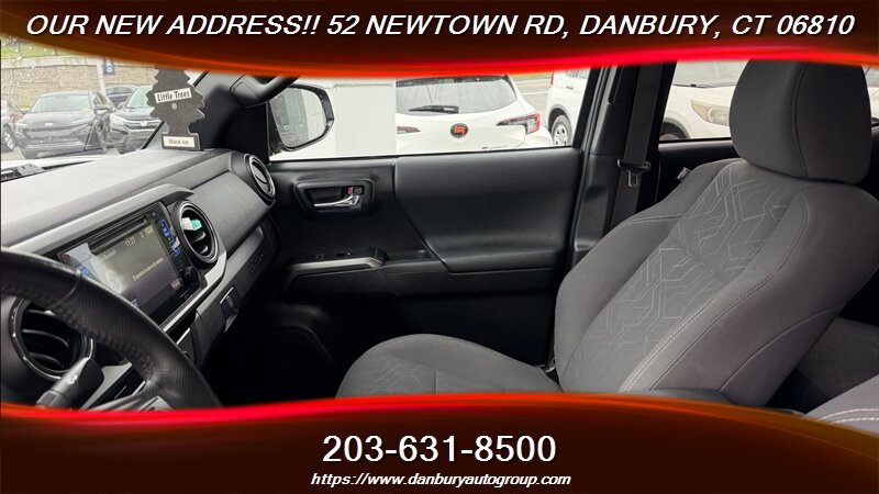 2017 Toyota Tacoma SR V6 TRD SPORT - Photo 17 - Danbury, CT 06810