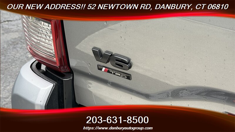 2017 Toyota Tacoma SR V6 TRD SPORT - Photo 11 - Danbury, CT 06810