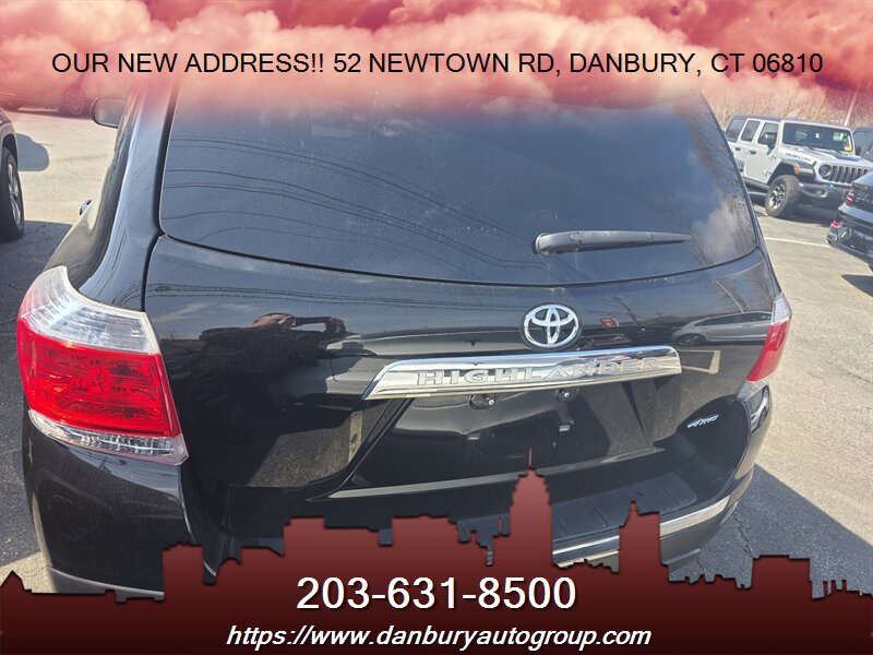 2013 Toyota Highlander SE - Photo 3 - Danbury, CT 06810