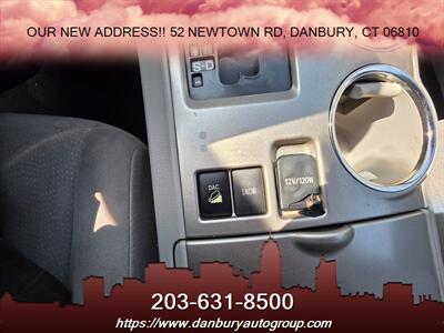 2013 Toyota Highlander SE - Photo 15 - Danbury, CT 06810