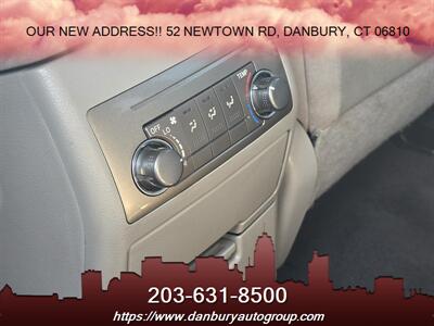 2013 Toyota Highlander SE - Photo 7 - Danbury, CT 06810