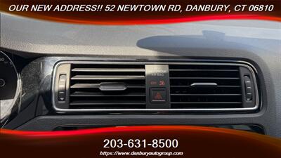 2016 Volkswagen Jetta 1.8T Sport - Photo 18 - Danbury, CT 06810