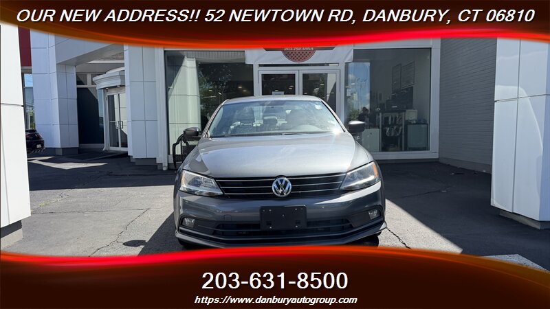 2016 Volkswagen Jetta 1.8T Sport - Photo 8 - Danbury, CT 06810