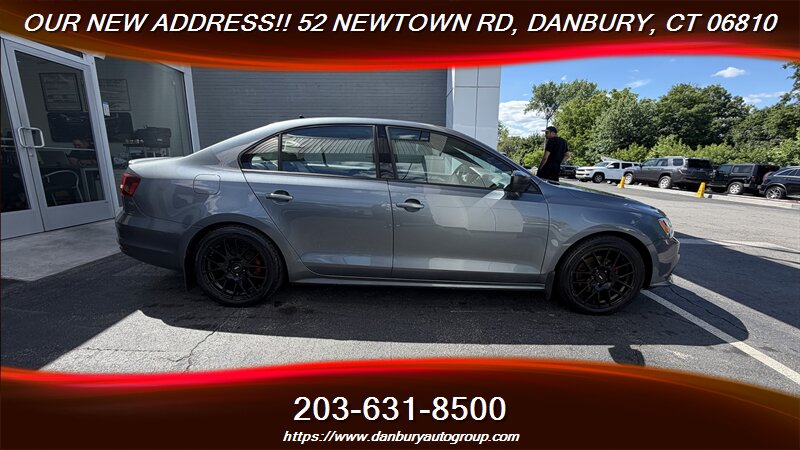 2016 Volkswagen Jetta 1.8T Sport - Photo 6 - Danbury, CT 06810