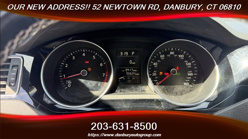 2016 Volkswagen Jetta 1.8T Sport - Photo 17 - Danbury, CT 06810