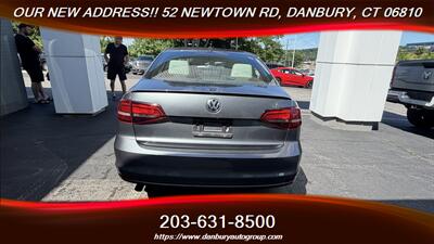 2016 Volkswagen Jetta 1.8T Sport - Photo 4 - Danbury, CT 06810
