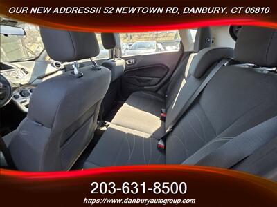 2016 Ford Fiesta SE   - Photo 4 - Danbury, CT 06810