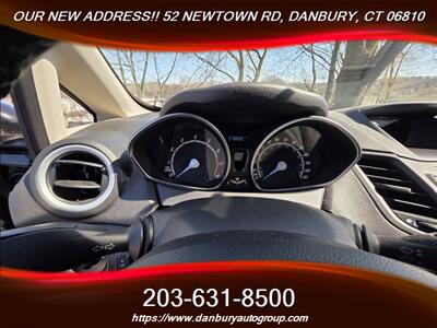 2016 Ford Fiesta SE   - Photo 7 - Danbury, CT 06810