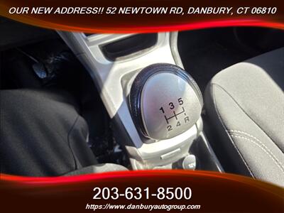 2016 Ford Fiesta SE   - Photo 11 - Danbury, CT 06810