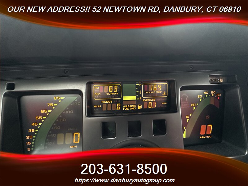 1988 Chevrolet Corvette - Photo 17 - Danbury, CT 06810