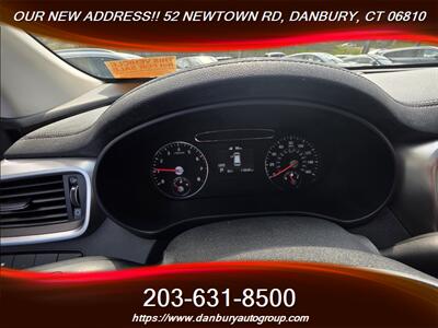 2019 Kia Sorento LX V6 - Photo 10 - Danbury, CT 06810