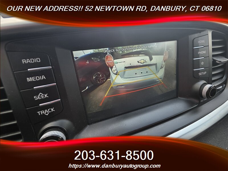 2019 Kia Sorento LX V6 - Photo 14 - Danbury, CT 06810