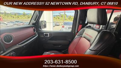 2023 Jeep Wrangler Rubicon 4xe   - Photo 15 - Danbury, CT 06810