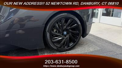 2015 BMW i8   - Photo 13 - Danbury, CT 06810