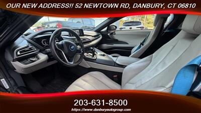 2015 BMW i8   - Photo 17 - Danbury, CT 06810