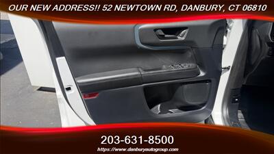 2024 Ford Bronco Sport Badlands   - Photo 11 - Danbury, CT 06810