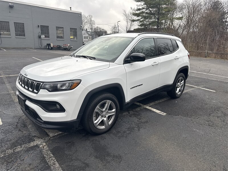 2023 Jeep Compass Latitude  