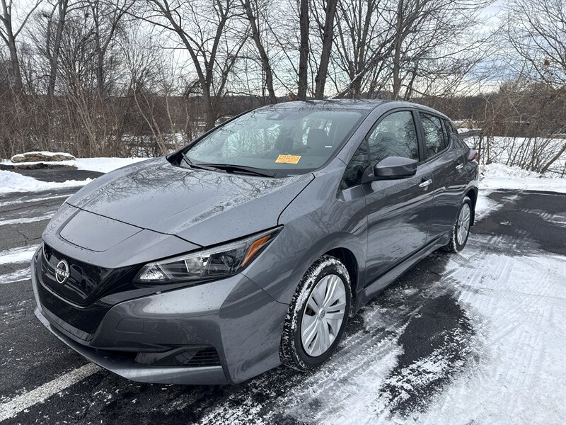 2024 Nissan LEAF S   - Photo 1 - Danbury, CT 06810