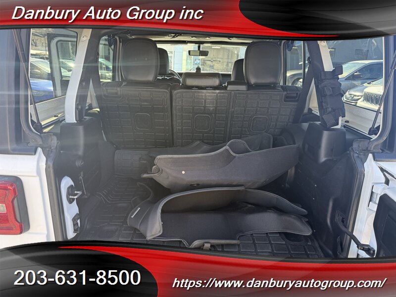 2022 Jeep Wrangler Unlimited Rubicon 4xe - Photo 14 - Danbury, CT 06810