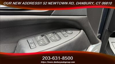 2019 Cadillac Escalade ESV Luxury - Photo 13 - Danbury, CT 06810
