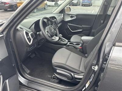 2024 Kia Soul LX   - Photo 13 - Danbury, CT 06810