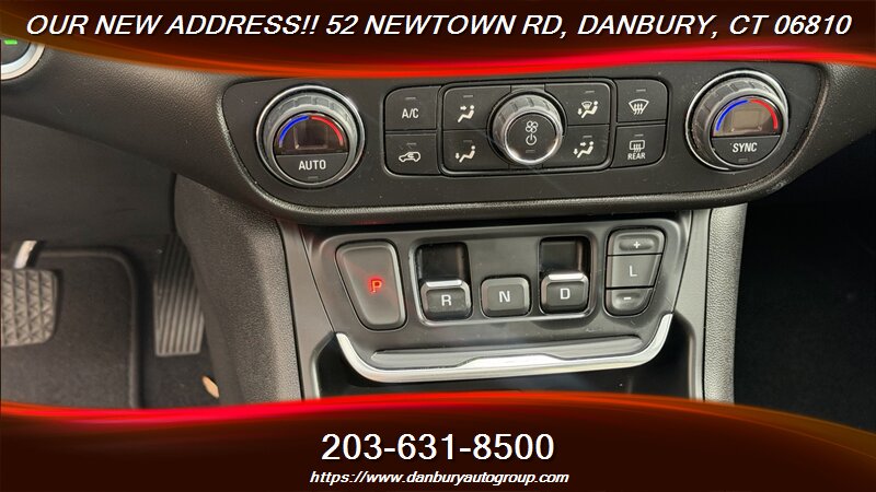 2021 GMC Terrain SLT - Photo 25 - Danbury, CT 06810