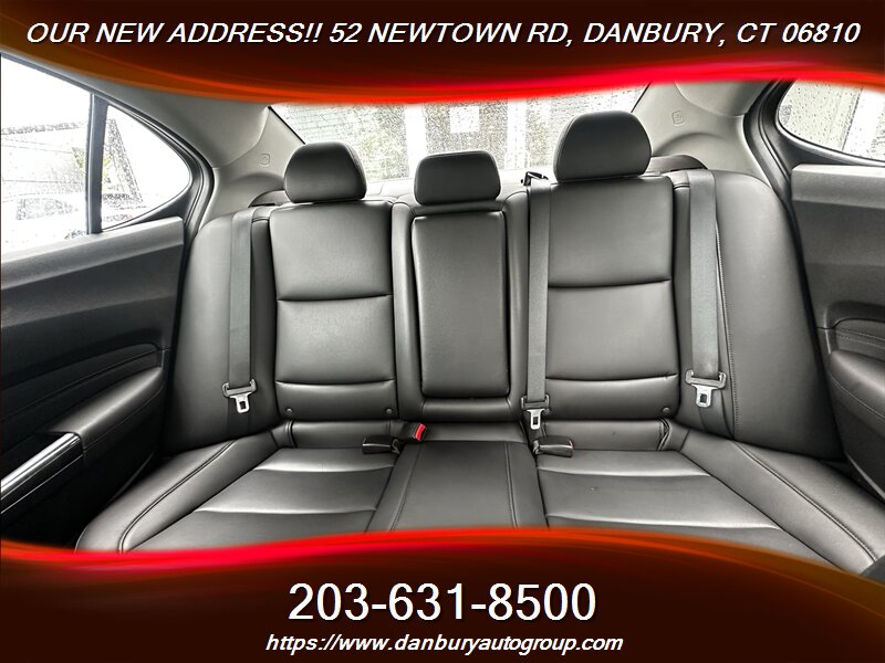2018 Acura TLX V6 - Photo 11 - Danbury, CT 06810