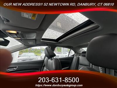 2018 Acura TLX V6 - Photo 12 - Danbury, CT 06810