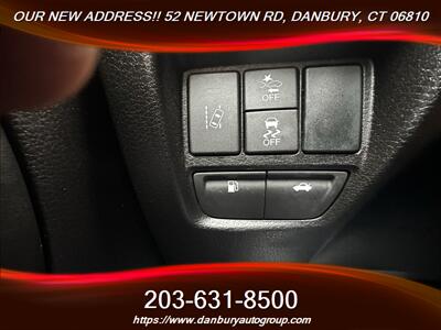 2018 Acura TLX V6 - Photo 17 - Danbury, CT 06810