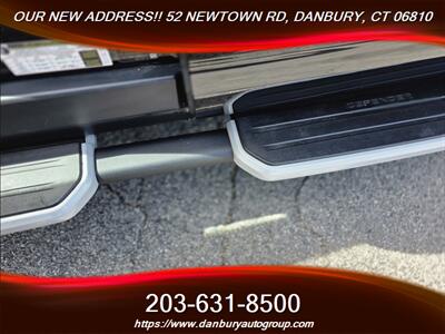 2023 Land Rover Defender 110 X-Dynamic SE   - Photo 11 - Danbury, CT 06810