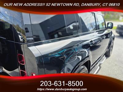 2023 Land Rover Defender 110 X-Dynamic SE   - Photo 21 - Danbury, CT 06810
