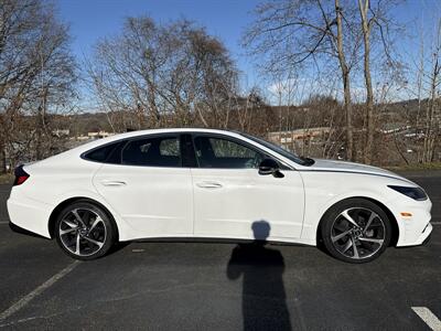 2023 Hyundai Sonata SEL Plus   - Photo 7 - Danbury, CT 06810