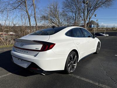 2023 Hyundai Sonata SEL Plus   - Photo 6 - Danbury, CT 06810