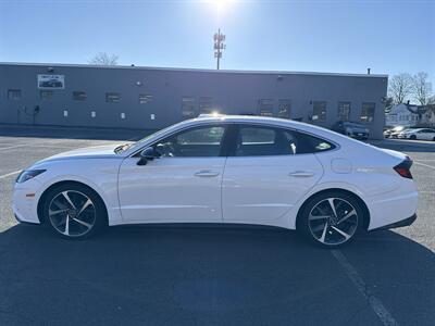 2023 Hyundai Sonata SEL Plus   - Photo 3 - Danbury, CT 06810