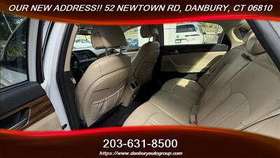 2017 Hyundai SONATA Hybrid Limited   - Photo 24 - Danbury, CT 06810