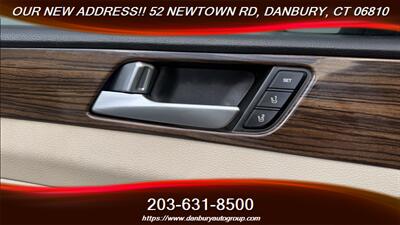 2017 Hyundai SONATA Hybrid Limited   - Photo 11 - Danbury, CT 06810