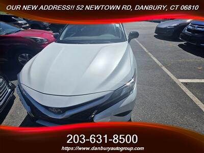 2019 Toyota Camry XSE   - Photo 2 - Danbury, CT 06810