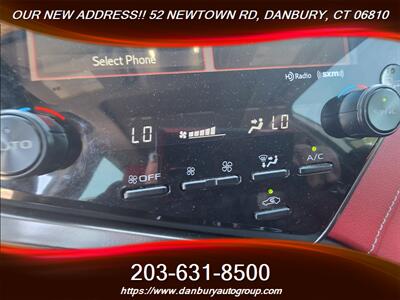 2019 Toyota Camry XSE   - Photo 18 - Danbury, CT 06810